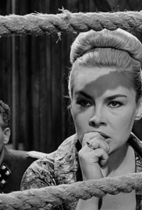 actor Valentina Thielová large photo