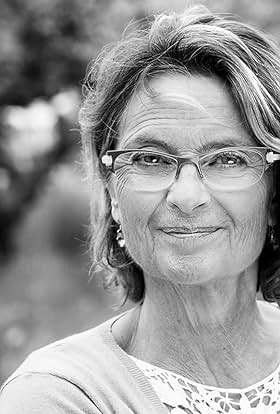 actor Suzanne Reuter large photo