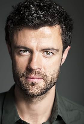 actor Aitor Merino large photo