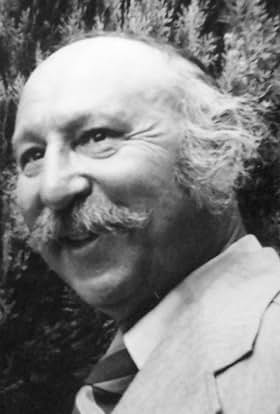 actor Gilbert Mack large photo