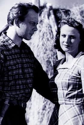 actor Aurore Palmgren large photo