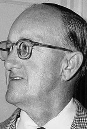 actor Pete Smith large photo