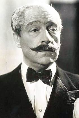 actor Sacha Guitry large photo