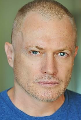 actor Ross Kettle large photo