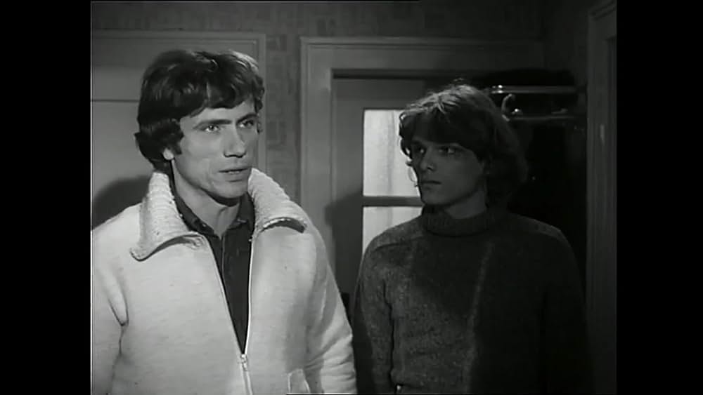 actor Werner Schwuchow large photo