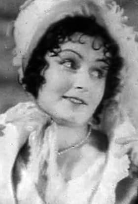 actor Nina Shaternikova large photo