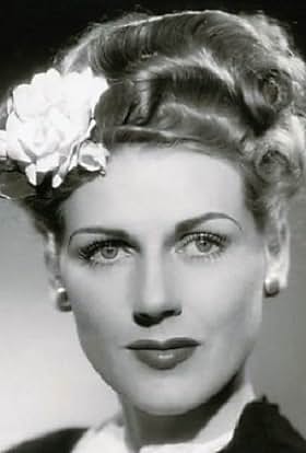 Nora Lou Martin
