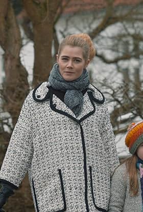 actor Sofie Lassen-Kahlke large photo