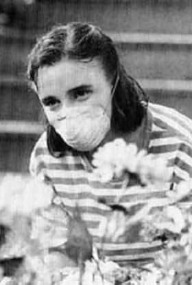 actor Jessica Barker large photo