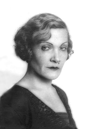 actor Mercedes Pinto large photo