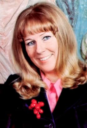 actor Danielle Licari large photo