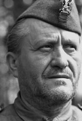 actor Czeslaw Piaskowski large photo