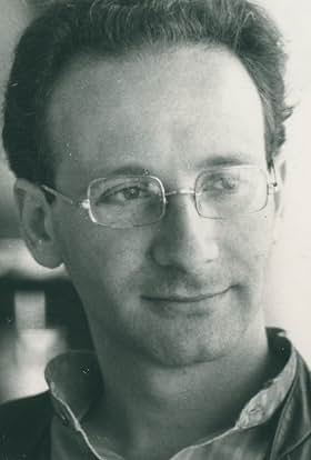 actor Etienne Glaser large photo