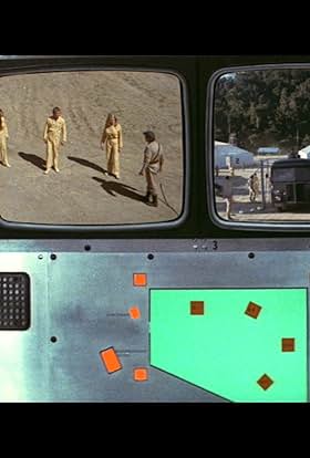 actor Lynda Stoner large photo