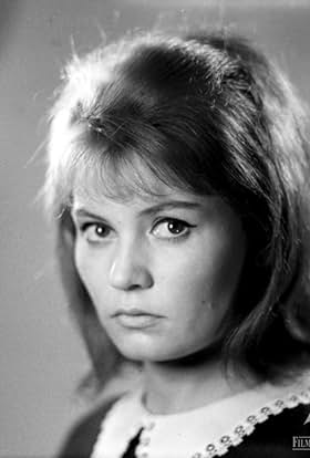 actor Iga Cembrzynska large photo