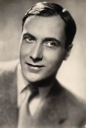 actor Daniel Lecourtois large photo