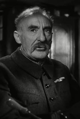 actor Guy Favières large photo