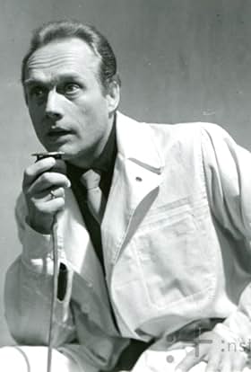 actor Stanislaw Jasiukiewicz large photo