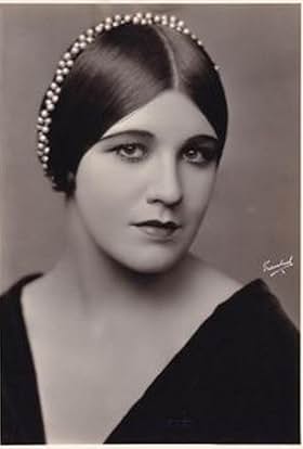 actor Nina Romano large photo