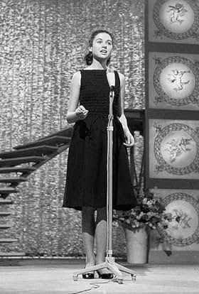 actor Gigliola Cinquetti large photo