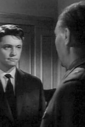 actor Roman Khomyatov large photo