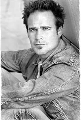 actor Russell Terlecki large photo