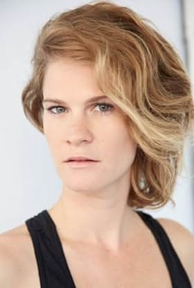 actor Eve Gadouas large photo