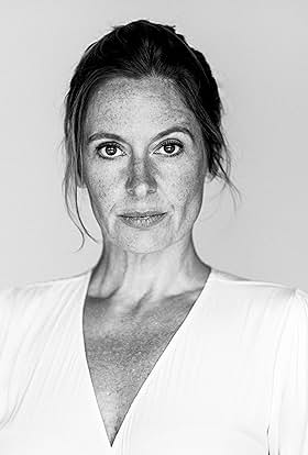 actor Sara Dögg Ásgeirsdóttir large photo