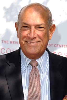 actor Oscar de la Renta large photo