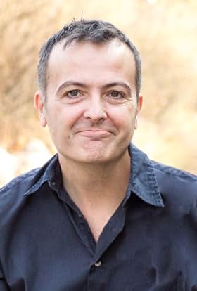 actor Efram Potelle large photo