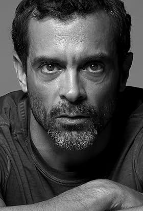 actor Constantine Markoulakis large photo