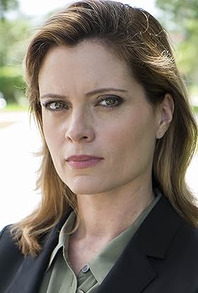 actor Tamara Jones large photo