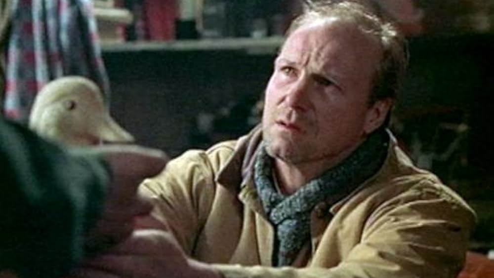 actor Vicky Hynes large photo