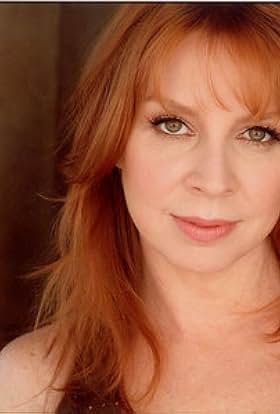 actor Caroline Kristiahn large photo