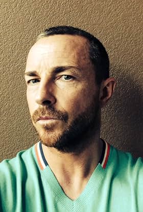 actor Luke Kearney large photo