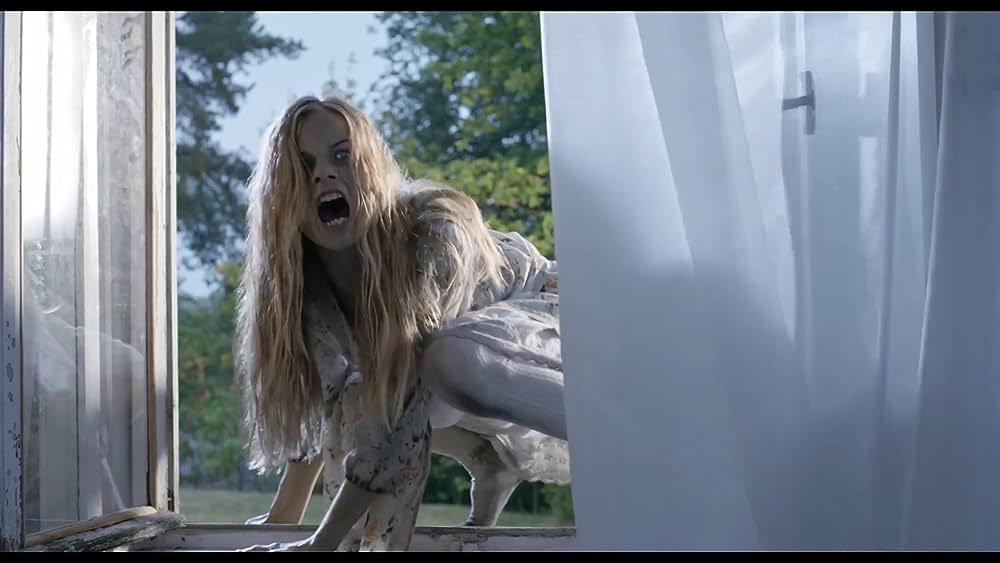 actor Saija Lentonen large photo