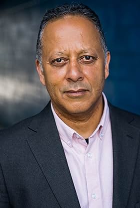 actor Kammy Darweish large photo