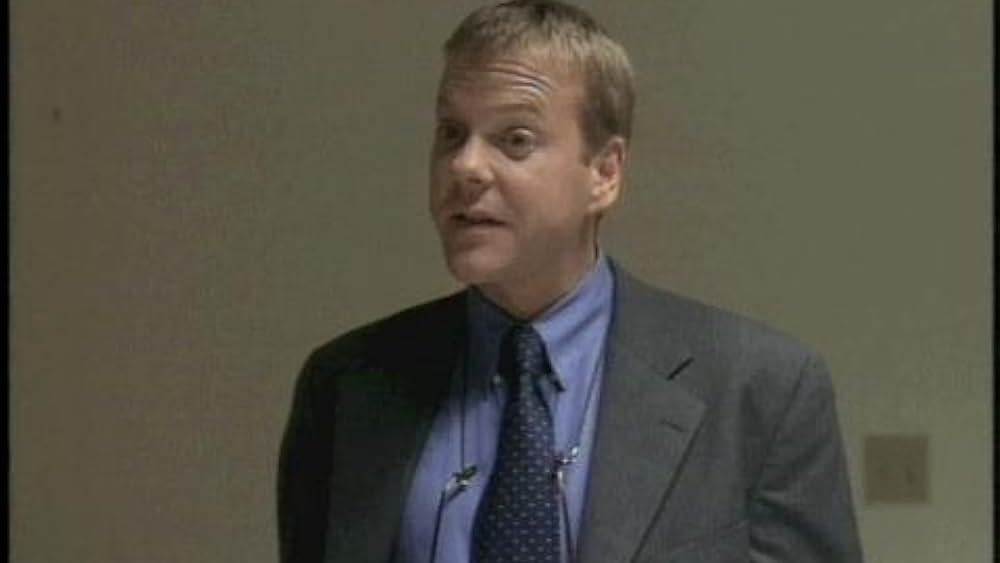 actor Tom Harrison large photo