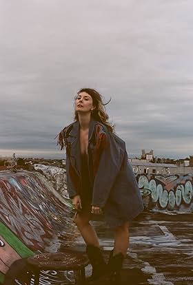 actor Heidi Valkenburg large photo