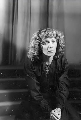 actor Monelle Valentin large photo