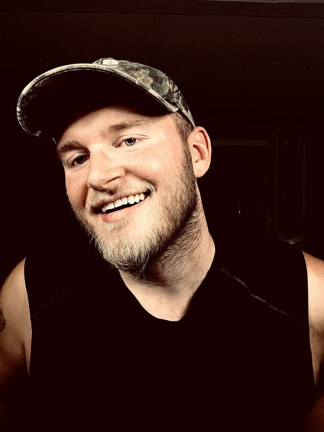 actor Adam Freeman large photo