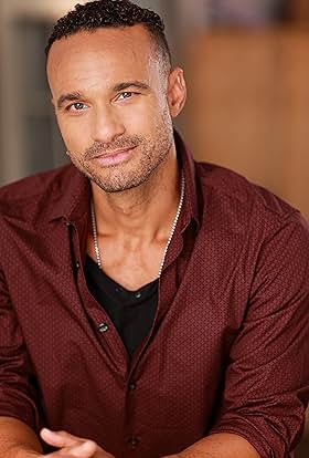 actor Jason Quinn large photo