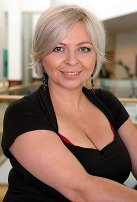 actor Violetta Arlak large photo