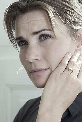 actor Sara-Marie Maltha large photo