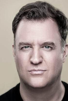 actor Robert Tobin large photo