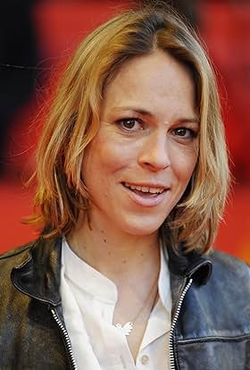 actor Anneke Kim Sarnau large photo