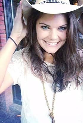 actor Nicole Fugere large photo