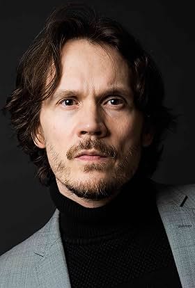 actor Rikard Svensson large photo