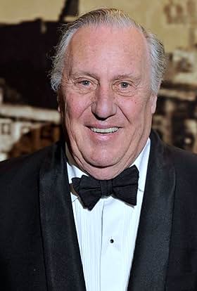 actor Frederick Forsyth large photo