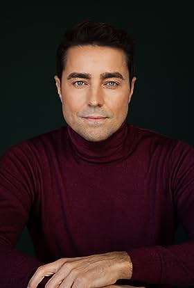 actor Ricardo Pereira large photo